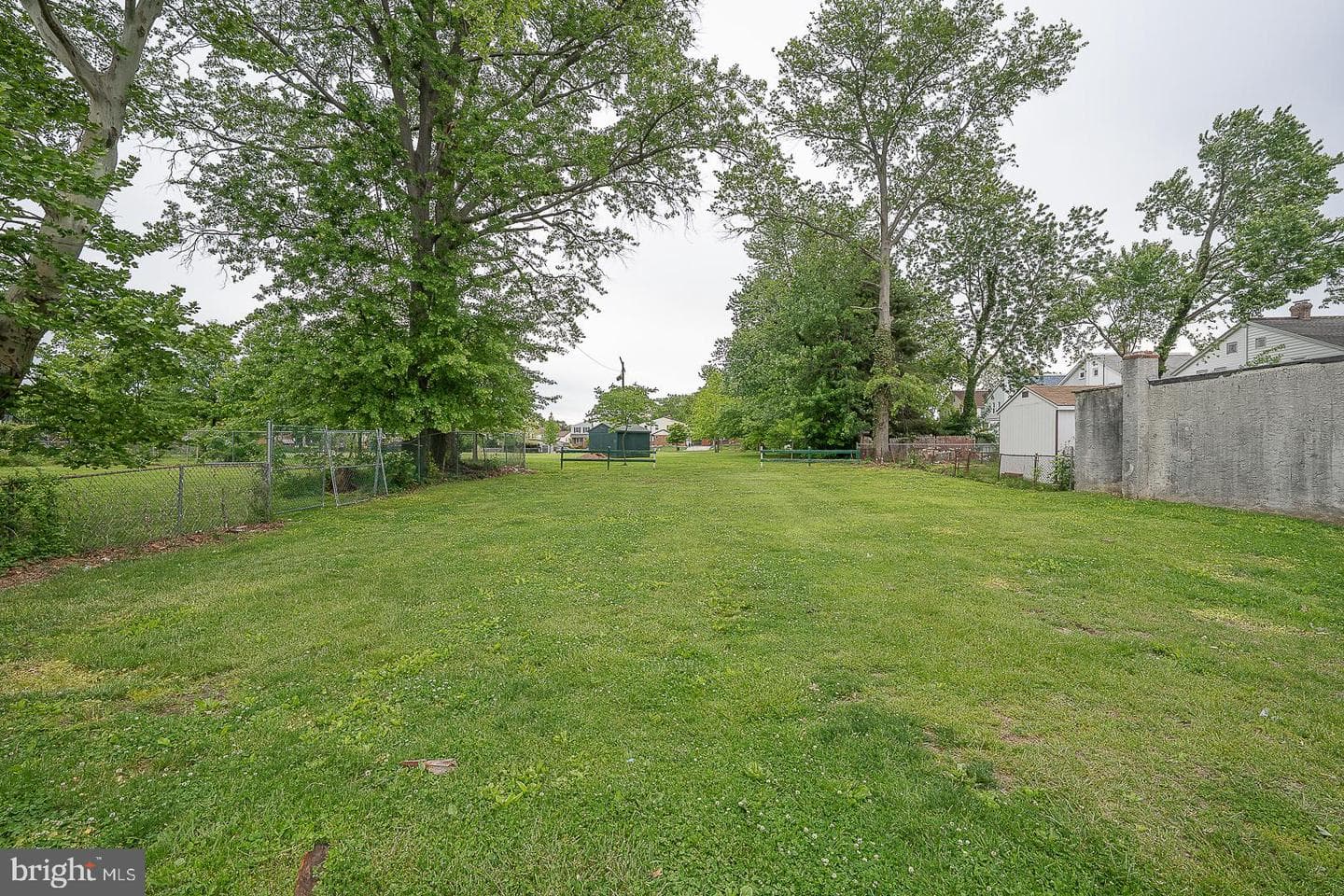 723 Broad Street photo 36