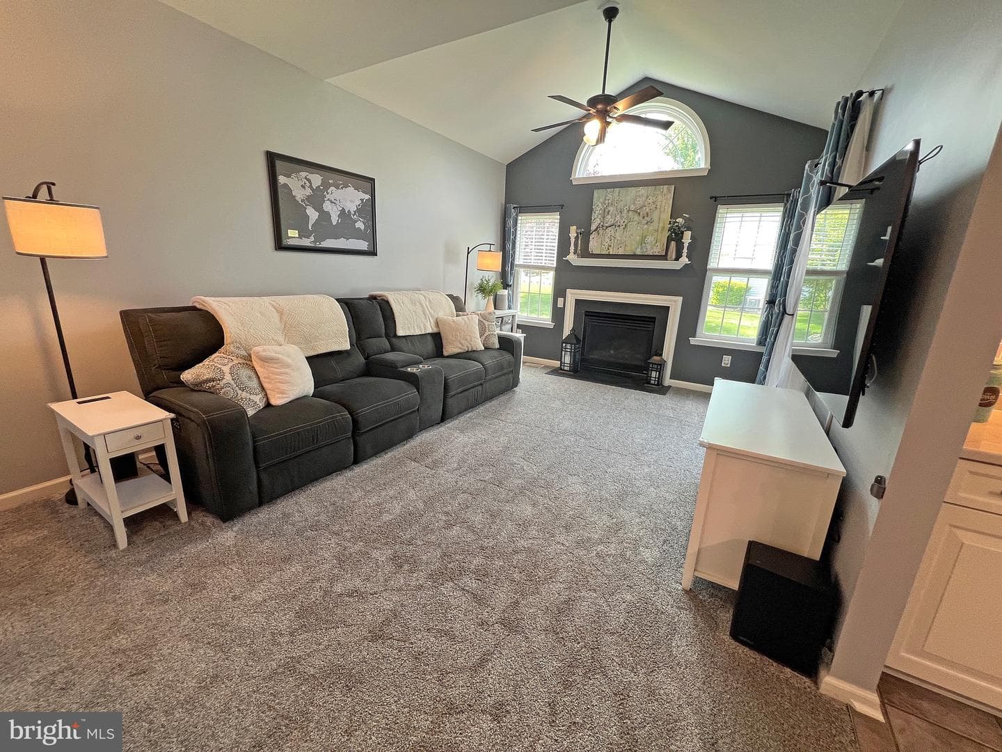 218 Waterford Way photo 8