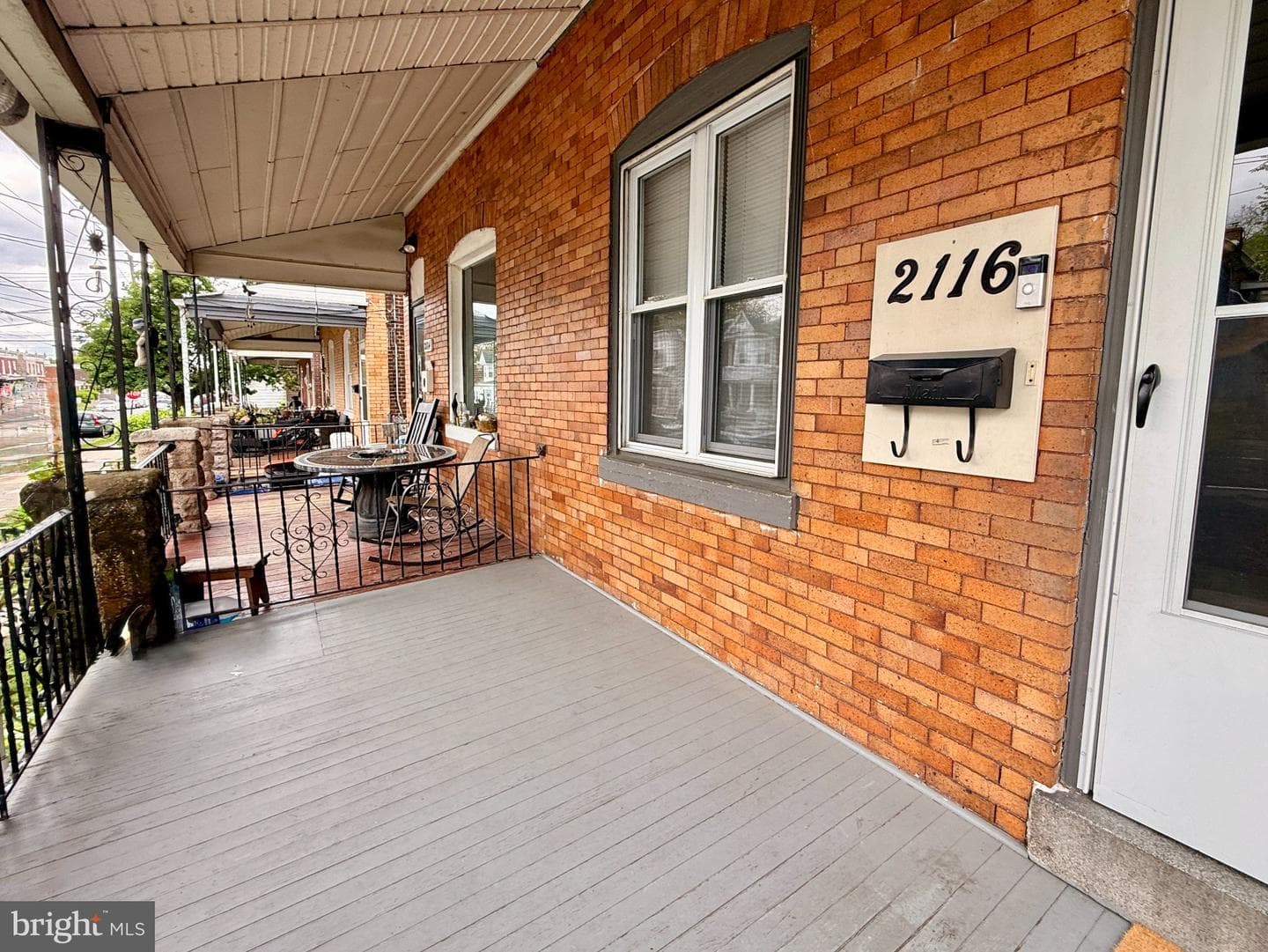 2116 Madison Street photo 3