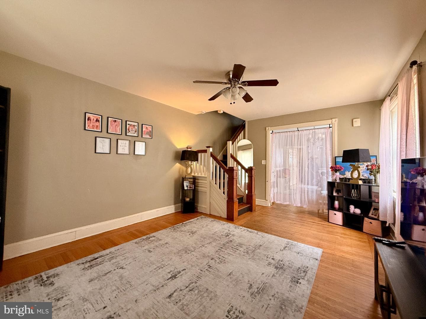 2116 Madison Street photo 5