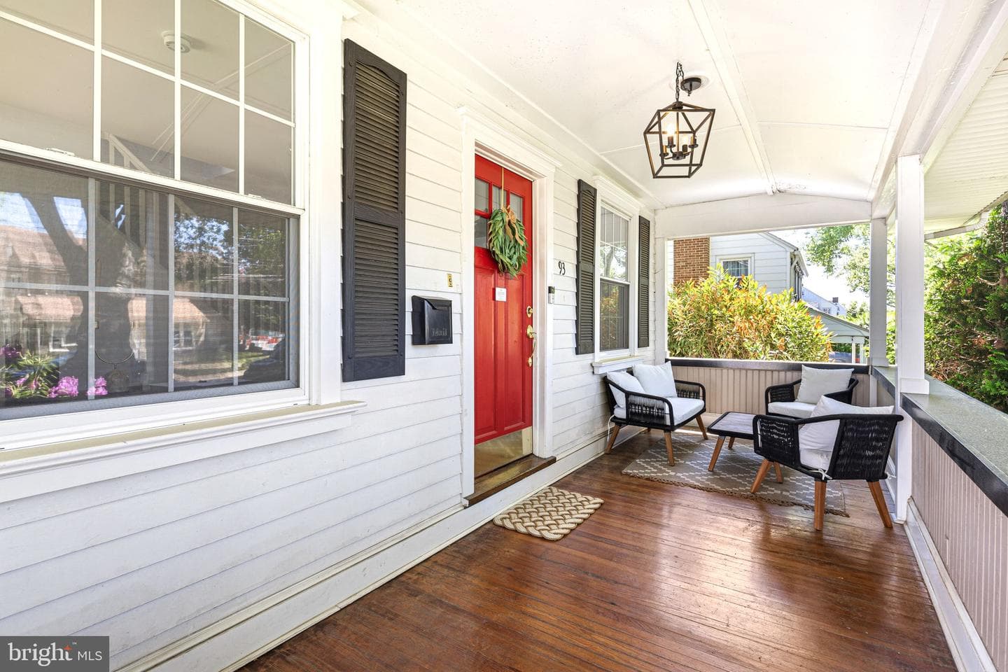 93 Saxer Avenue photo 4