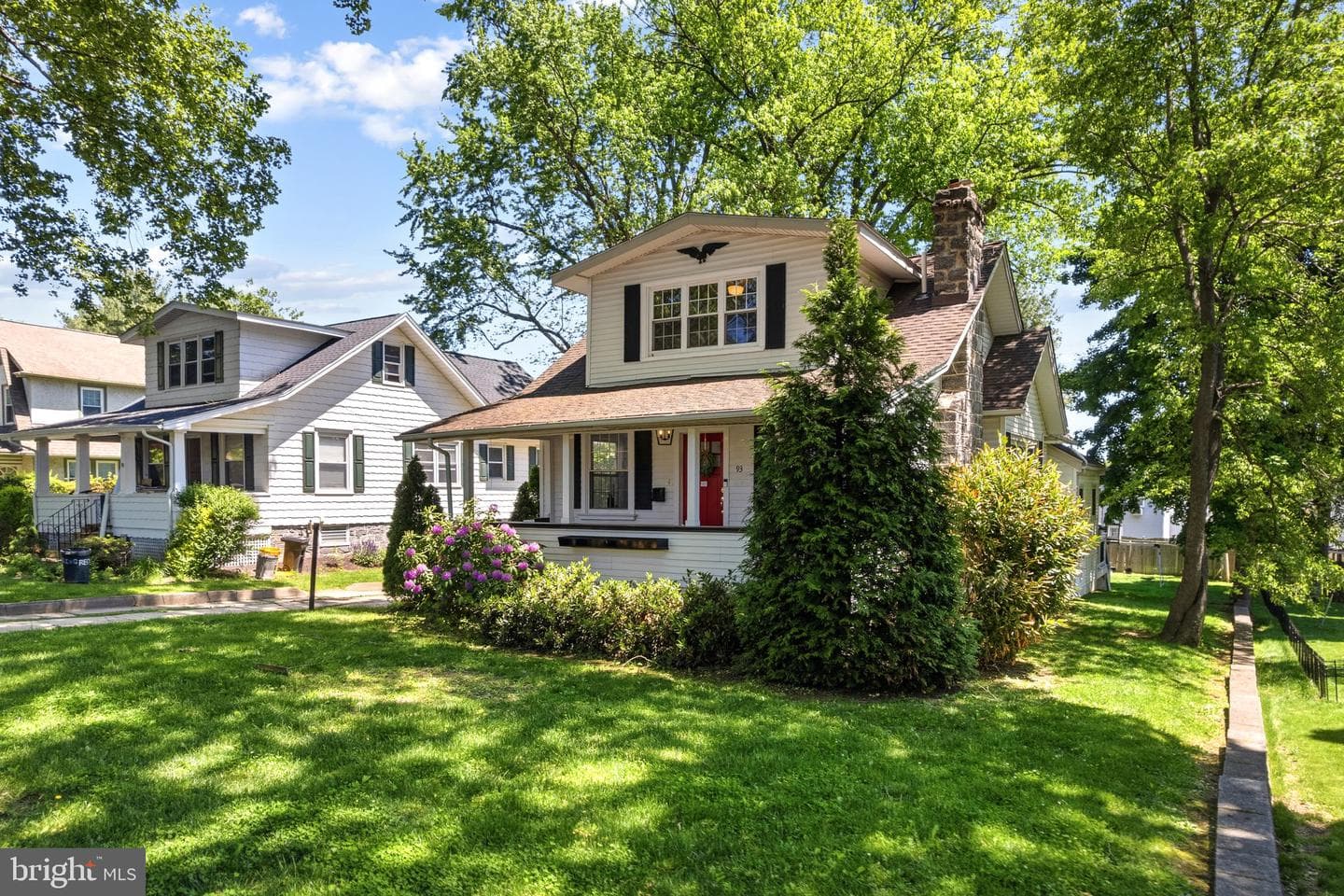 93 Saxer Avenue photo 47
