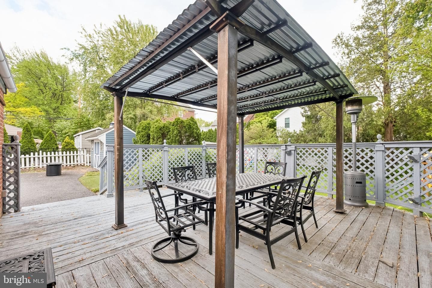 2398 Hollis Road photo 27