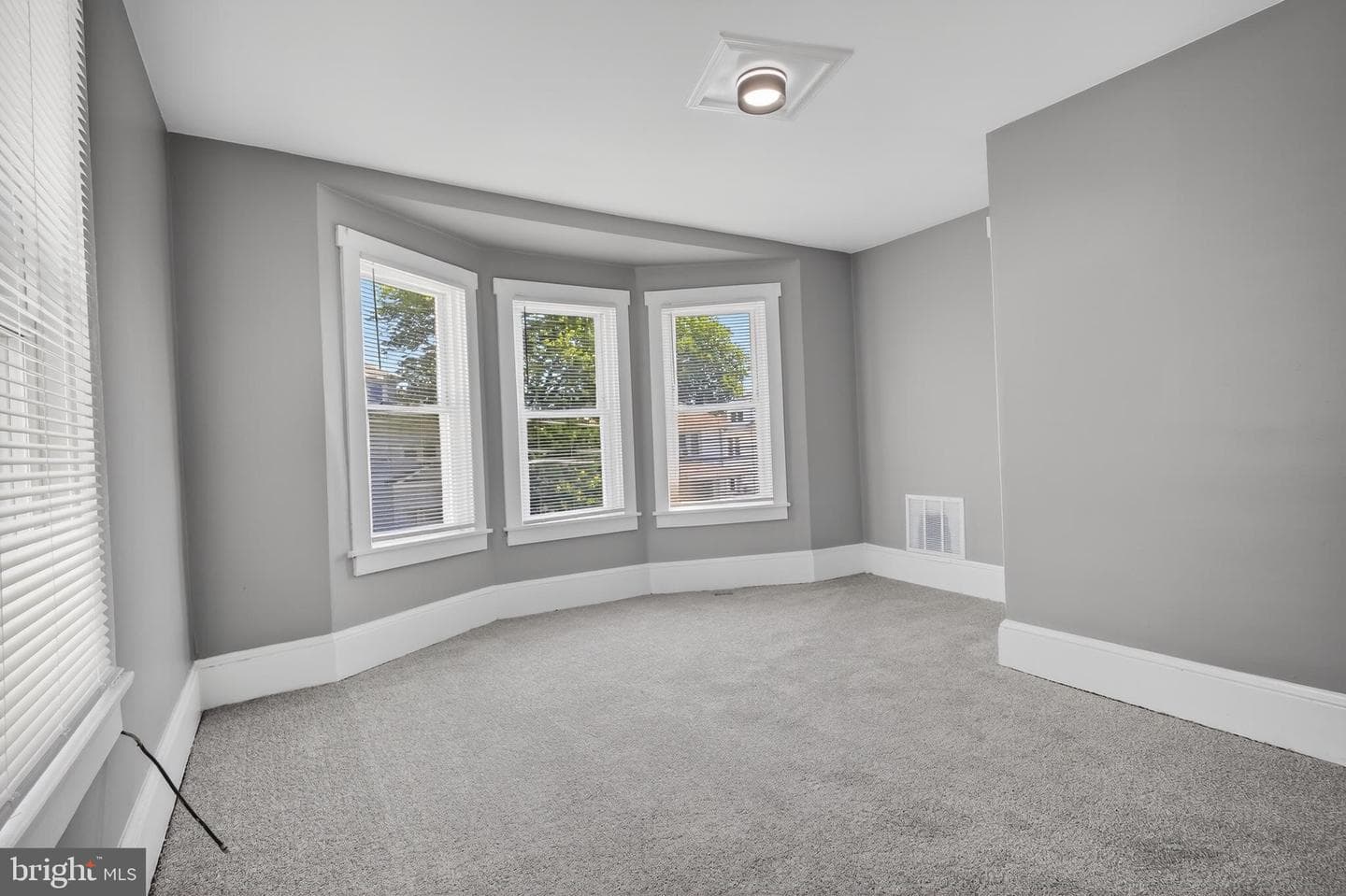 1632 Huddell Avenue photo 14