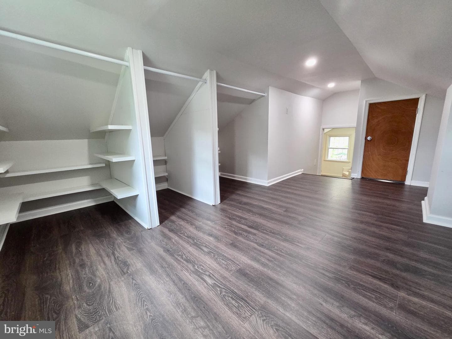 7 Laurel Lane photo 27