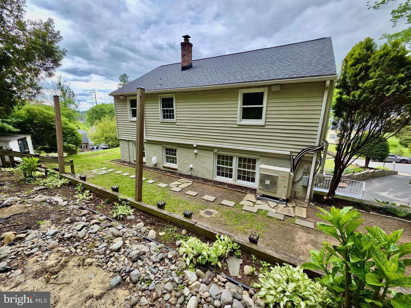 7 Laurel Lane photo 31