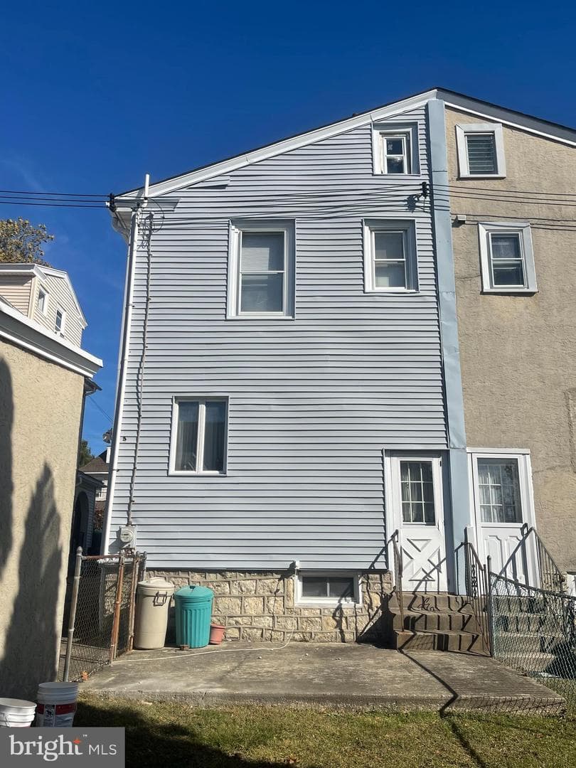 242 Burmont Road, Drexel Hill