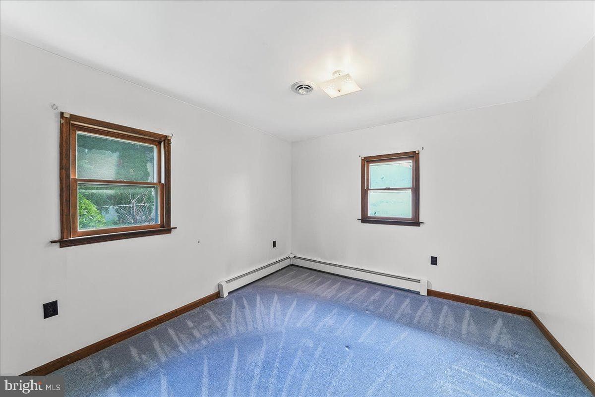 1359 Peach Street photo 15