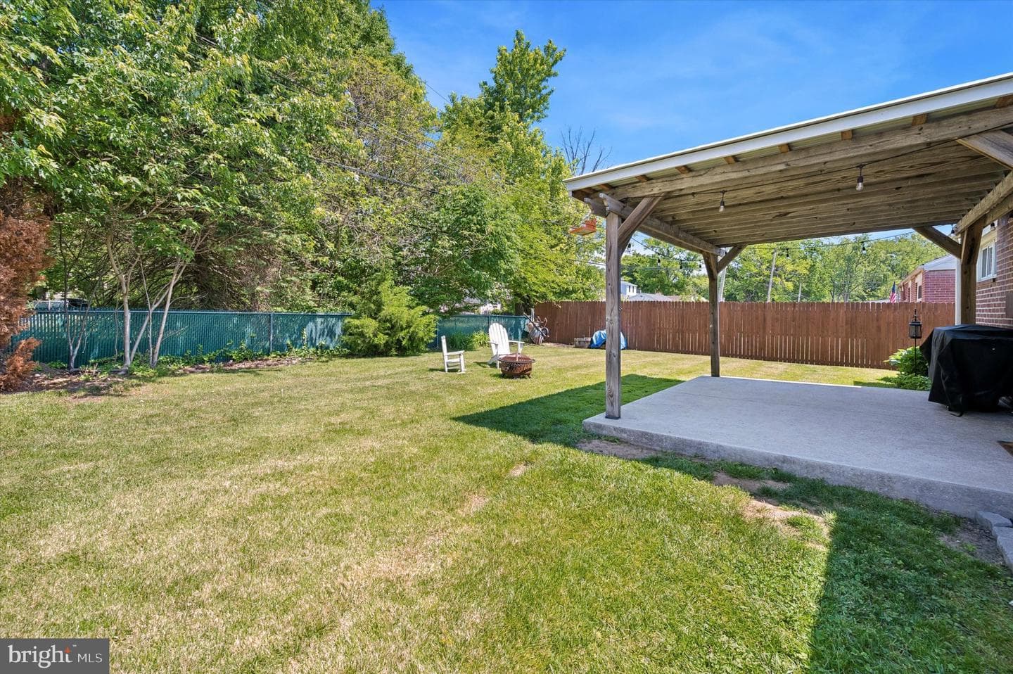 2225 Theresa Avenue photo 13