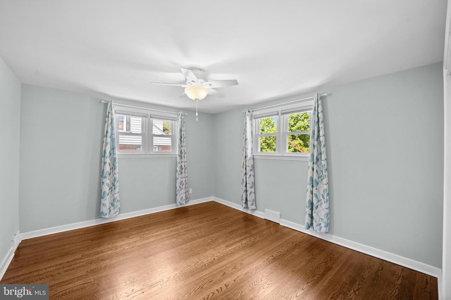 272 Overbrook Drive photo 22