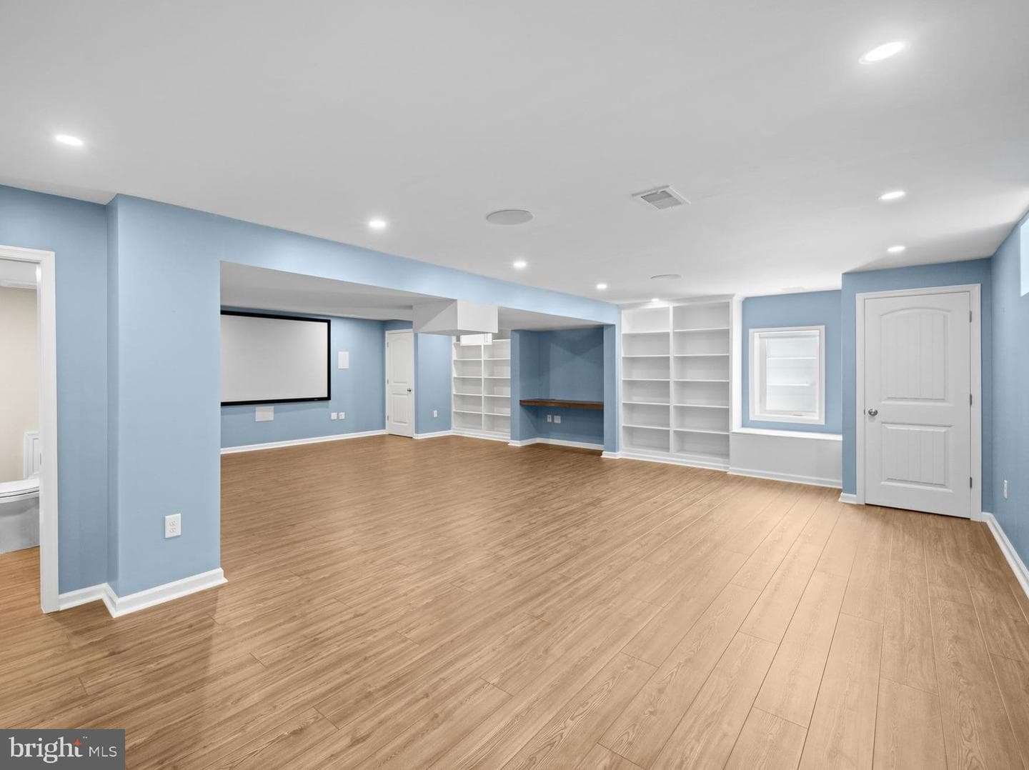 272 Overbrook Drive photo 27
