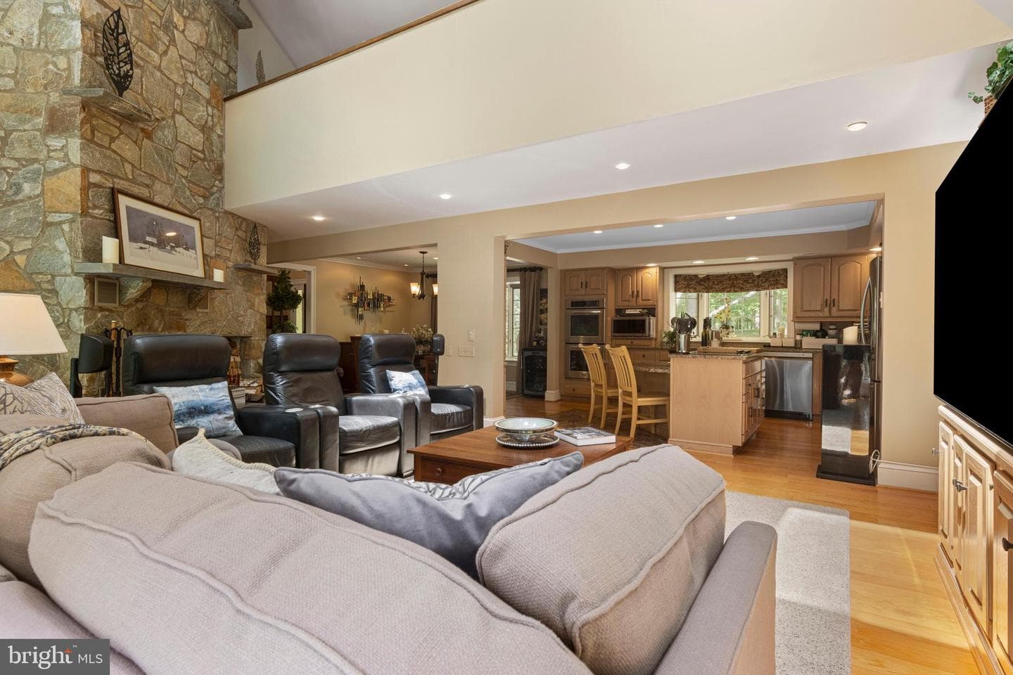 3 Hickory Lane photo 42