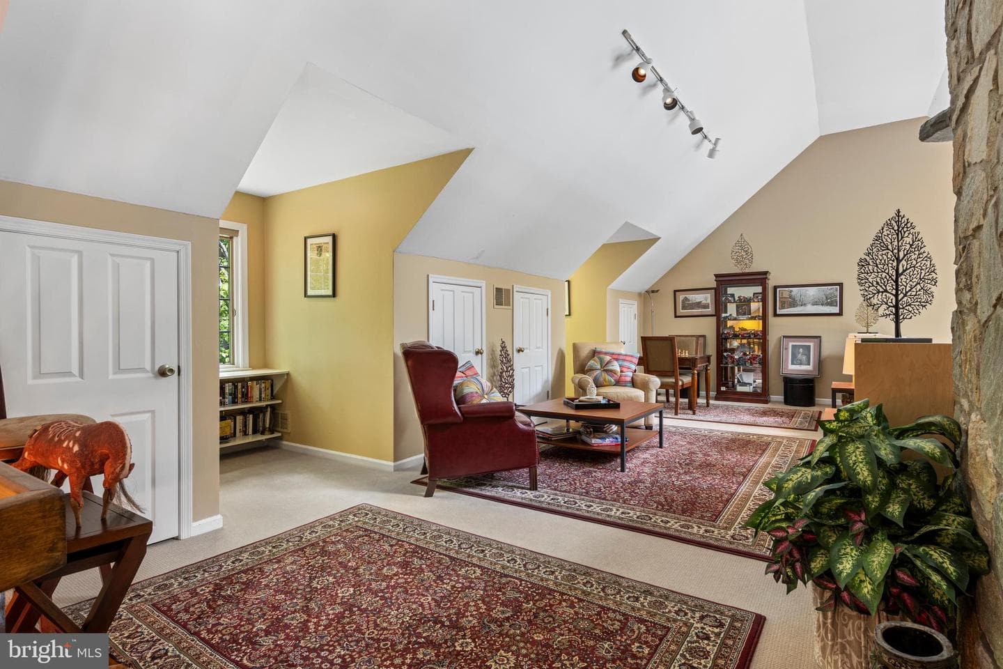 3 Hickory Lane photo 49