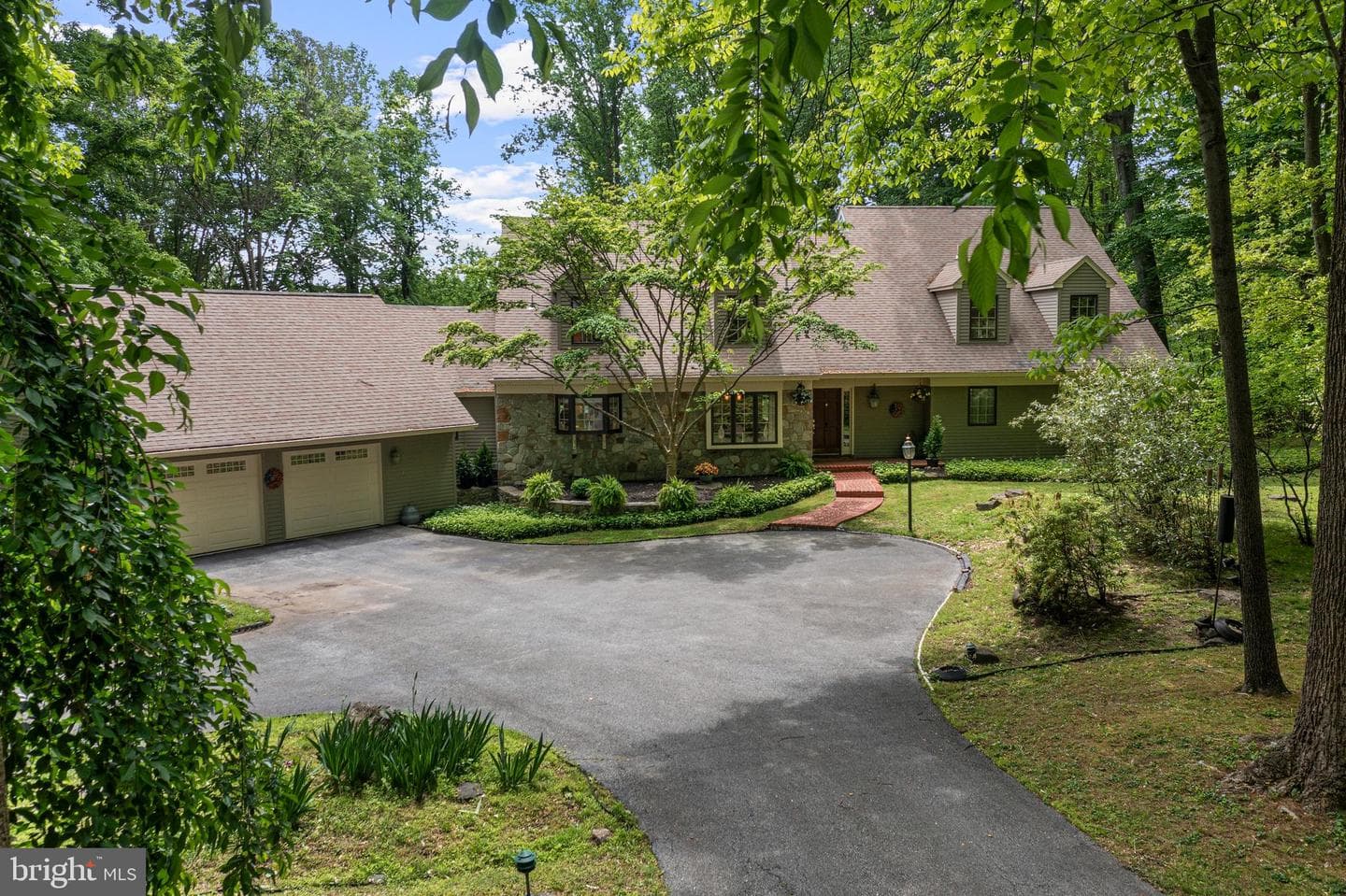 3 Hickory Lane photo 7