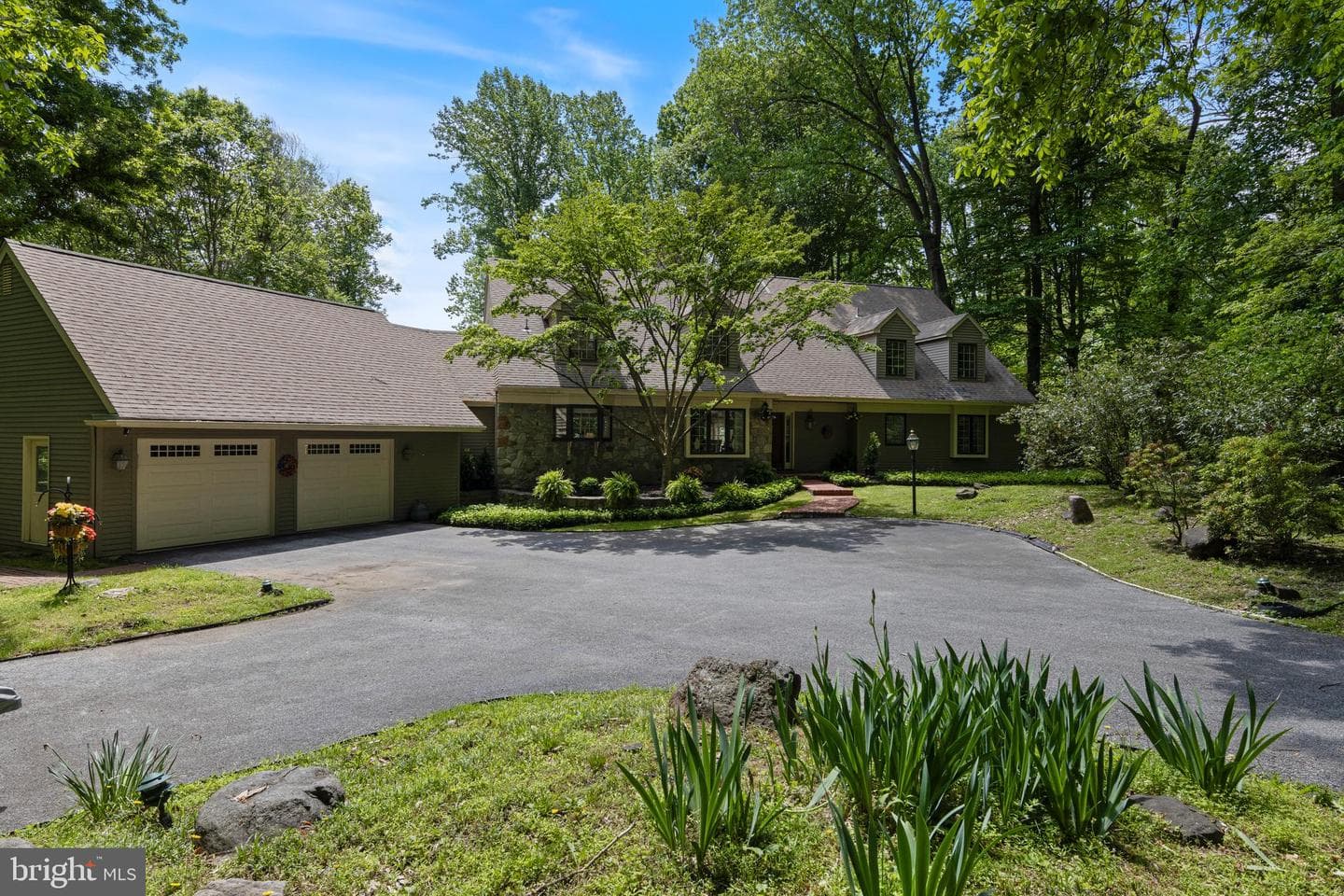 3 Hickory Lane photo 78