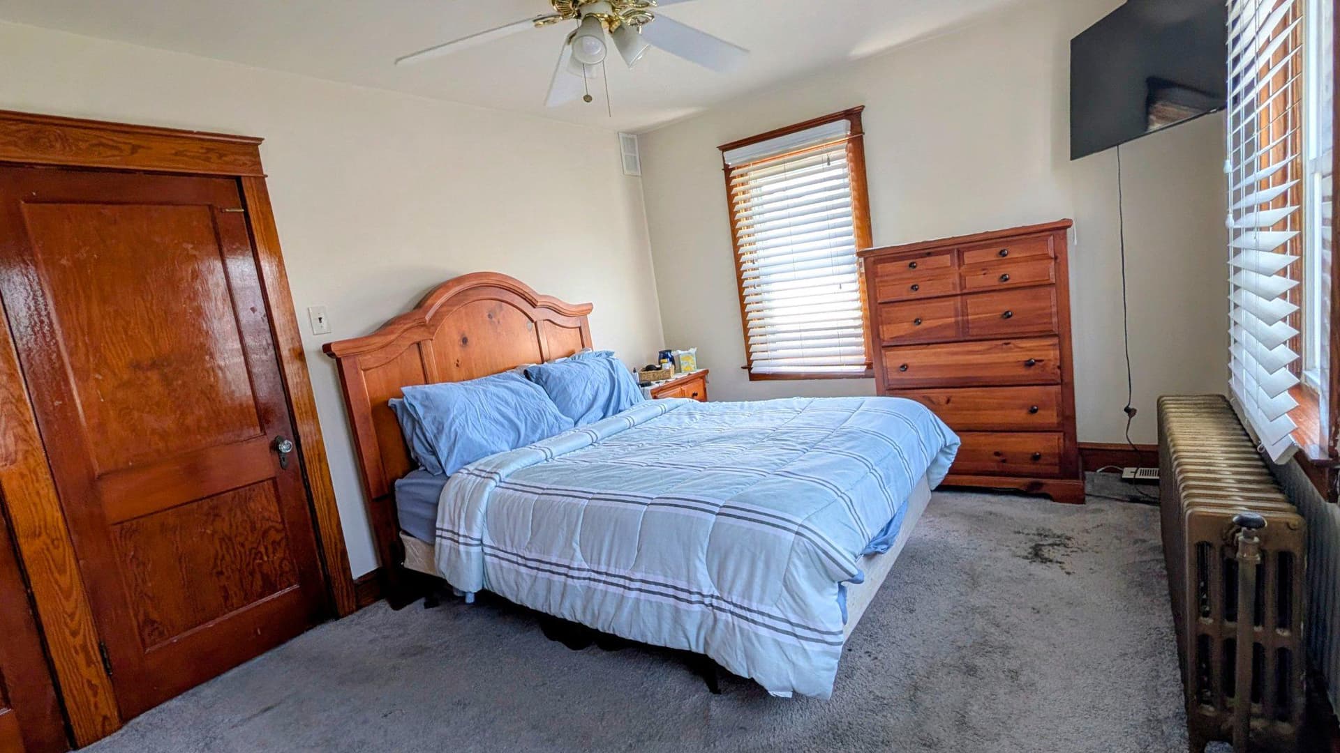 314 Belmont Avenue photo 17
