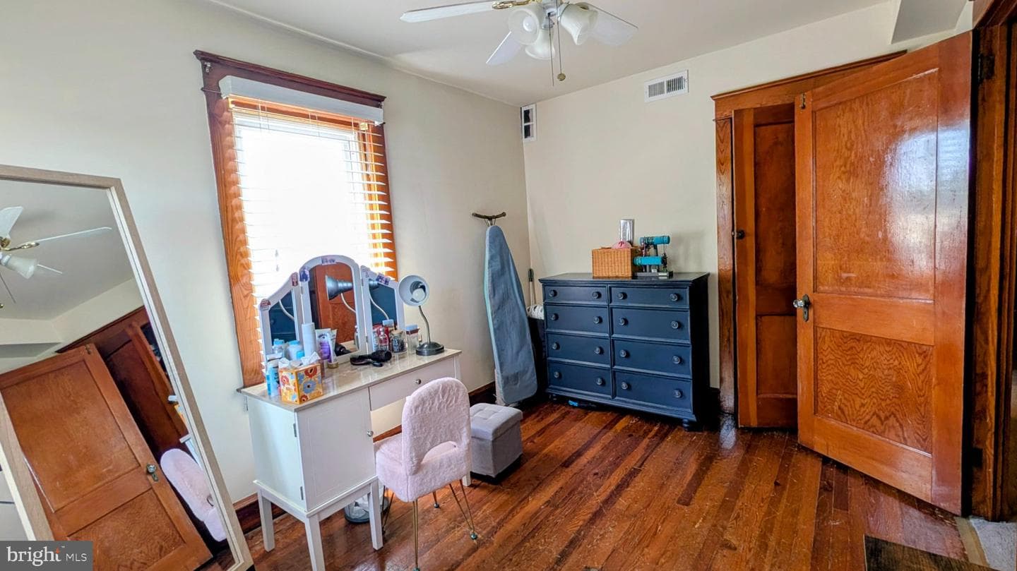 314 Belmont Avenue photo 23