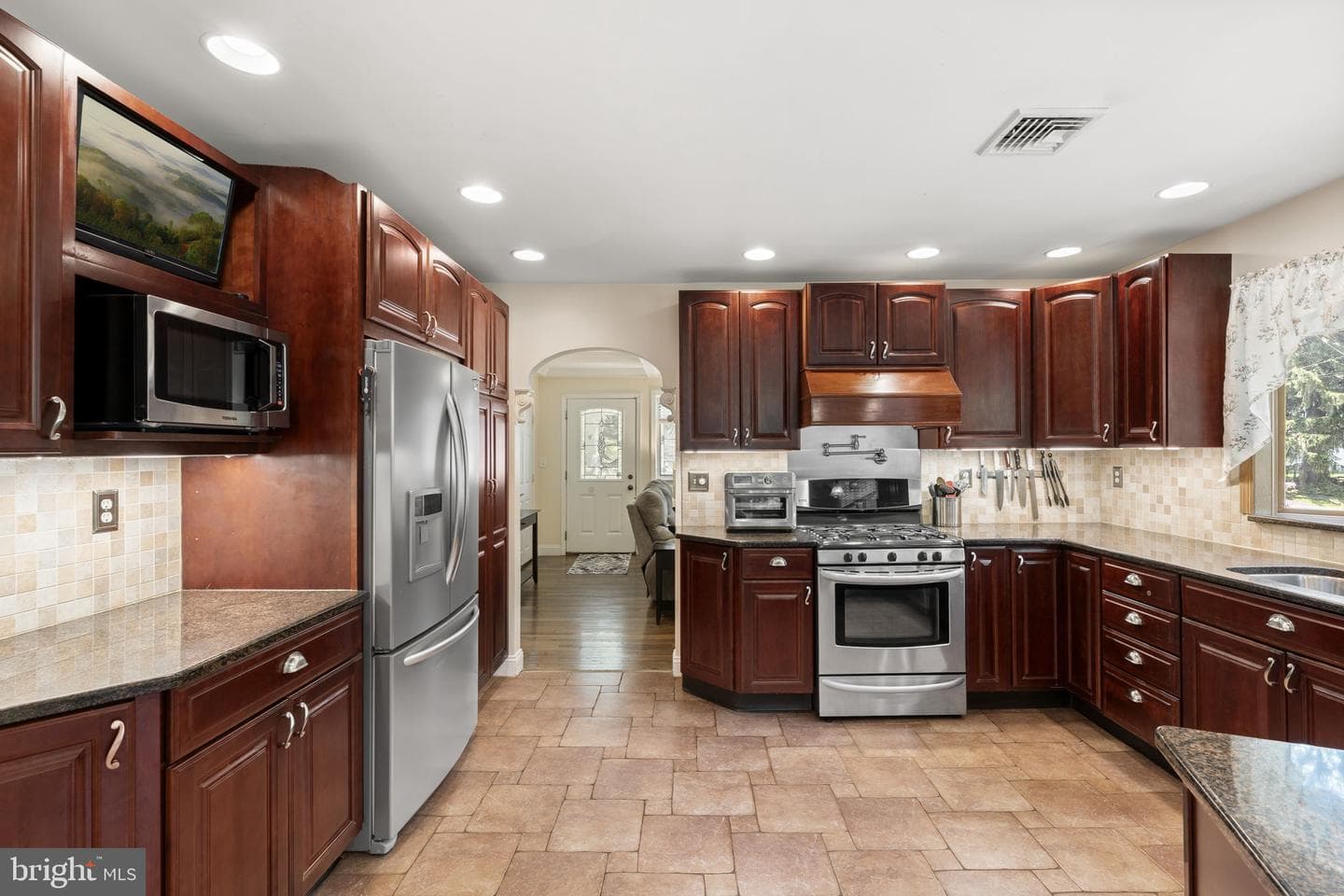 65 Brandywine Street photo 3