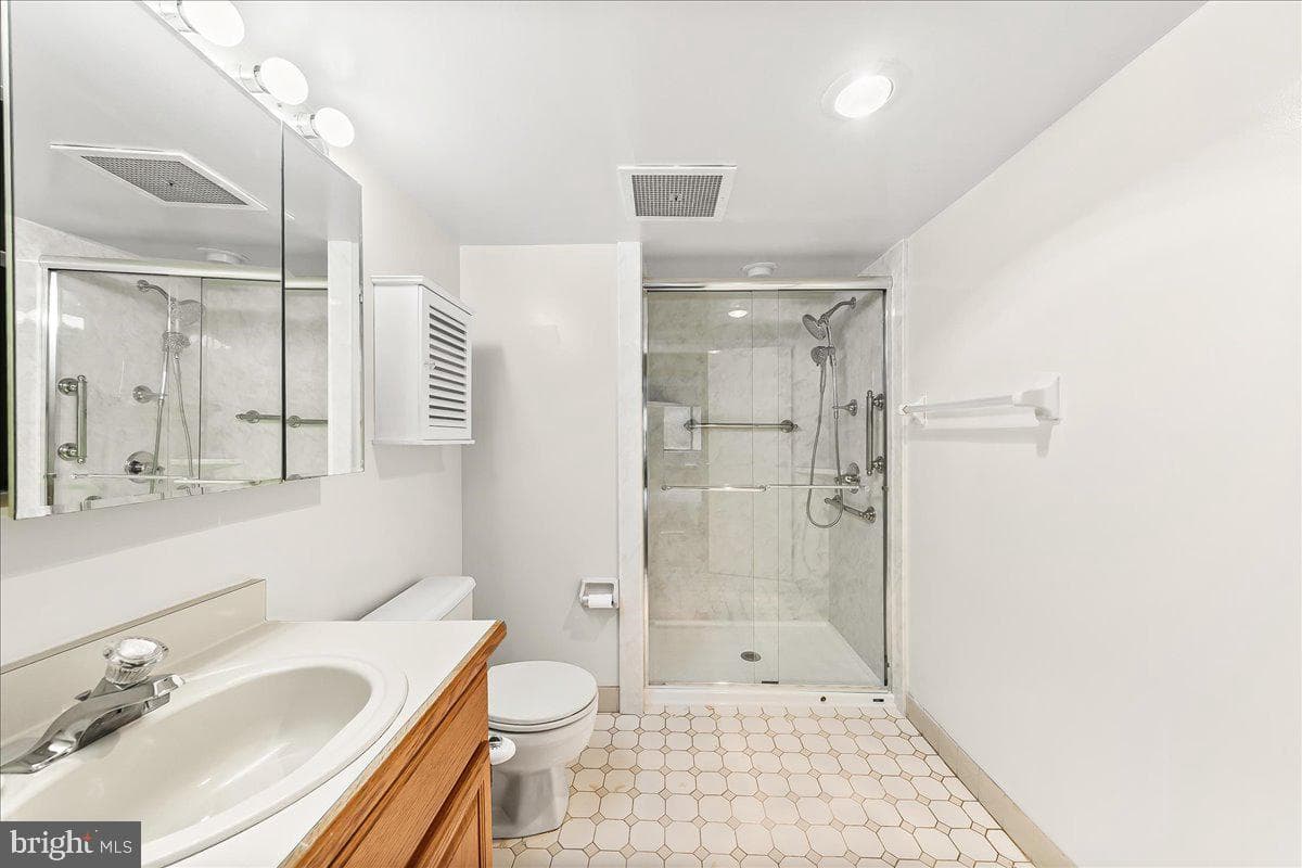 800 Avondale Road #3k photo 16
