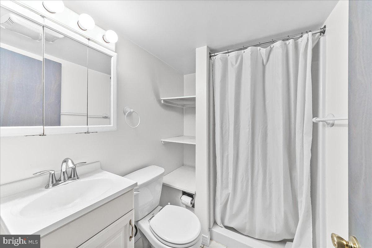 473 Westmont Drive photo 16