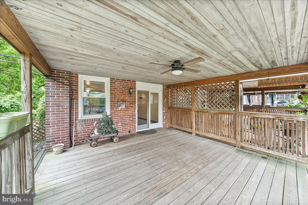 473 Westmont Drive photo 17