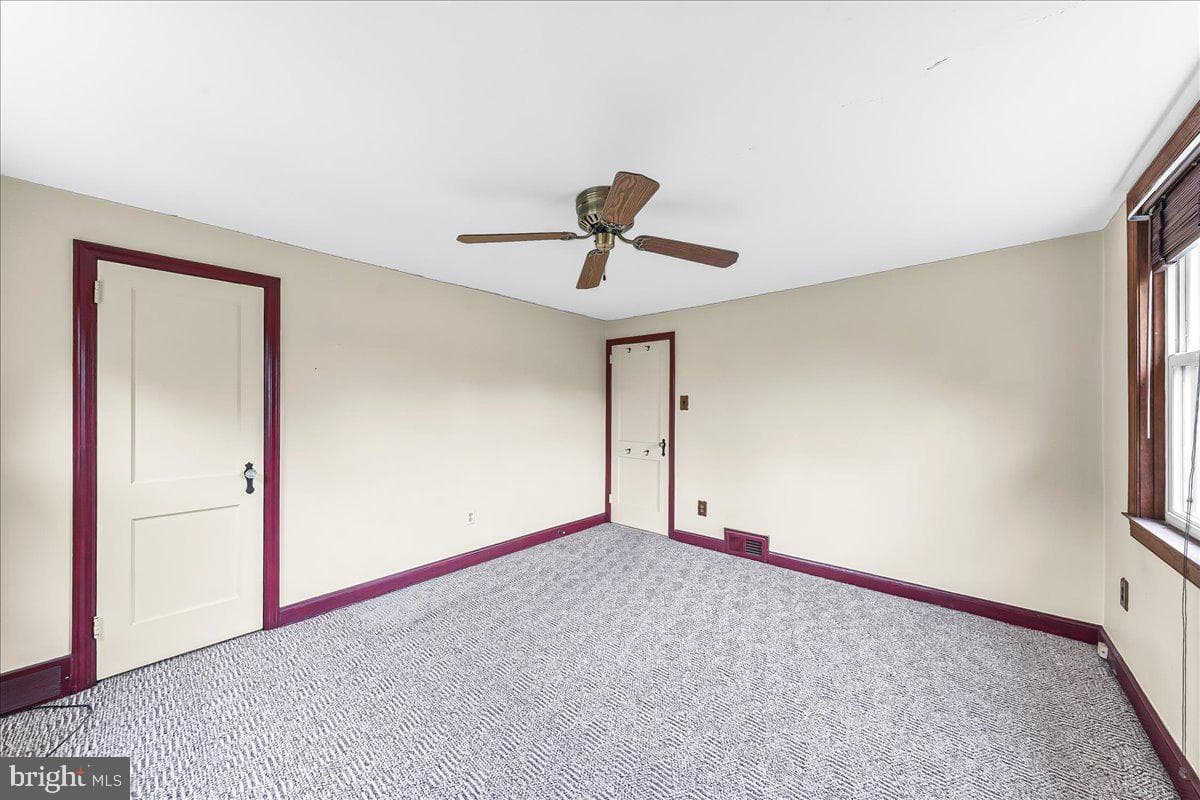 473 Westmont Drive photo 9