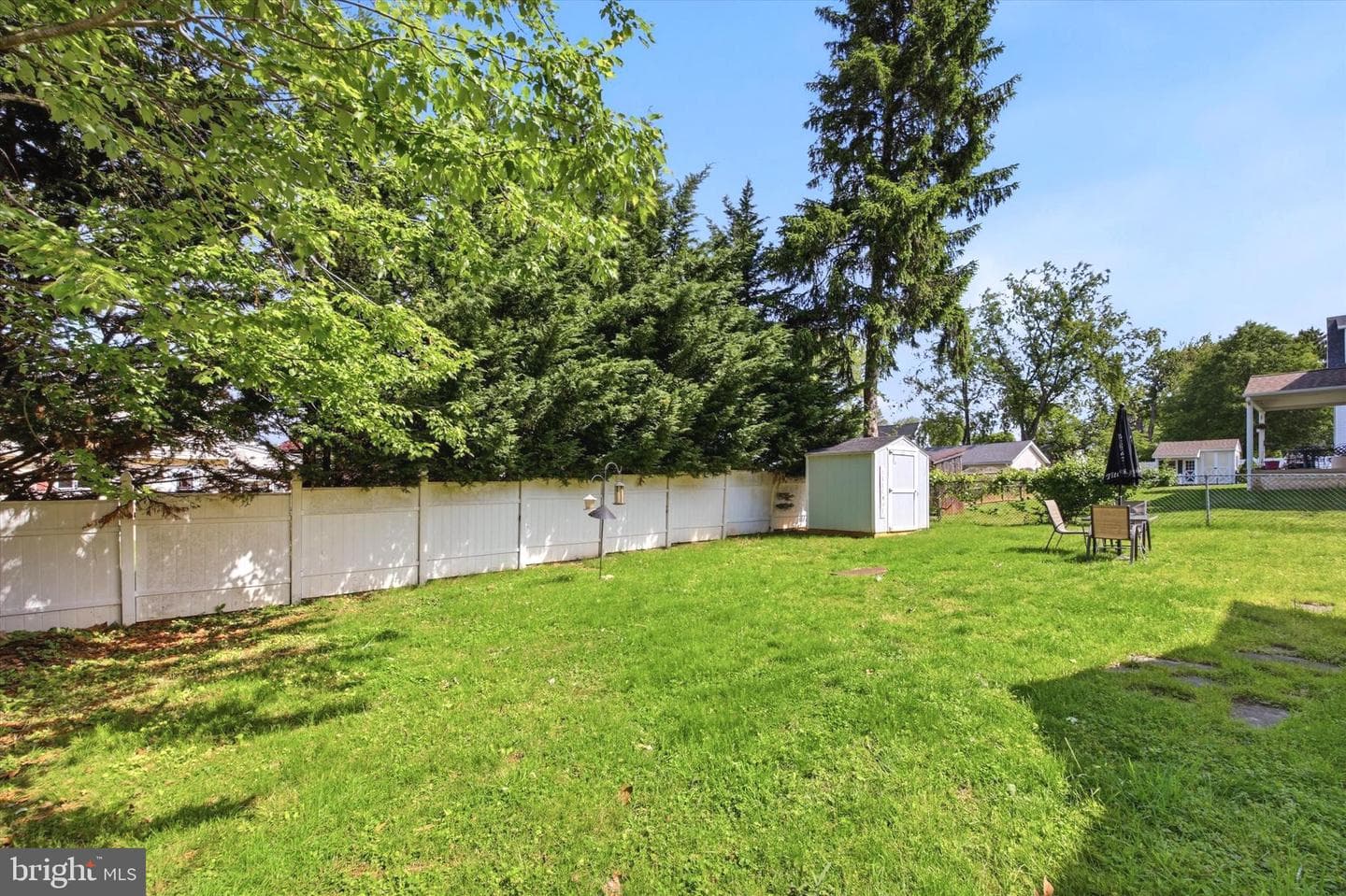 210 3rd Avenue photo 18