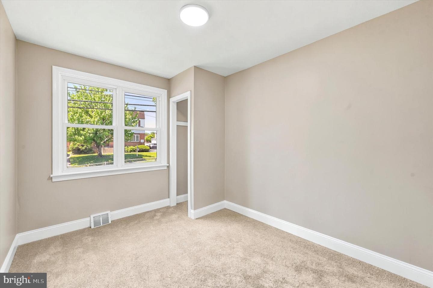 1022 Lawnton Terrace photo 19