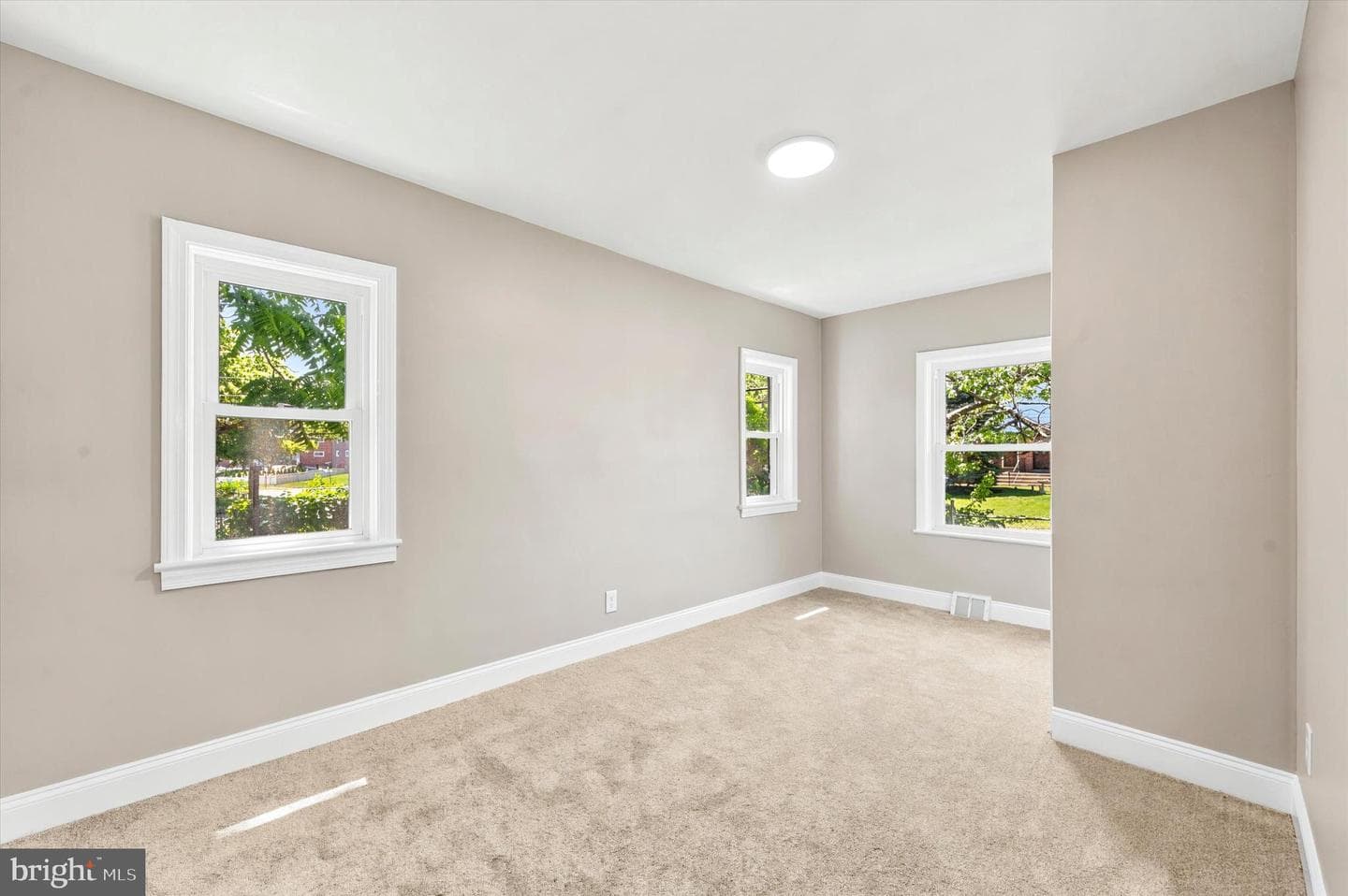 1022 Lawnton Terrace photo 21
