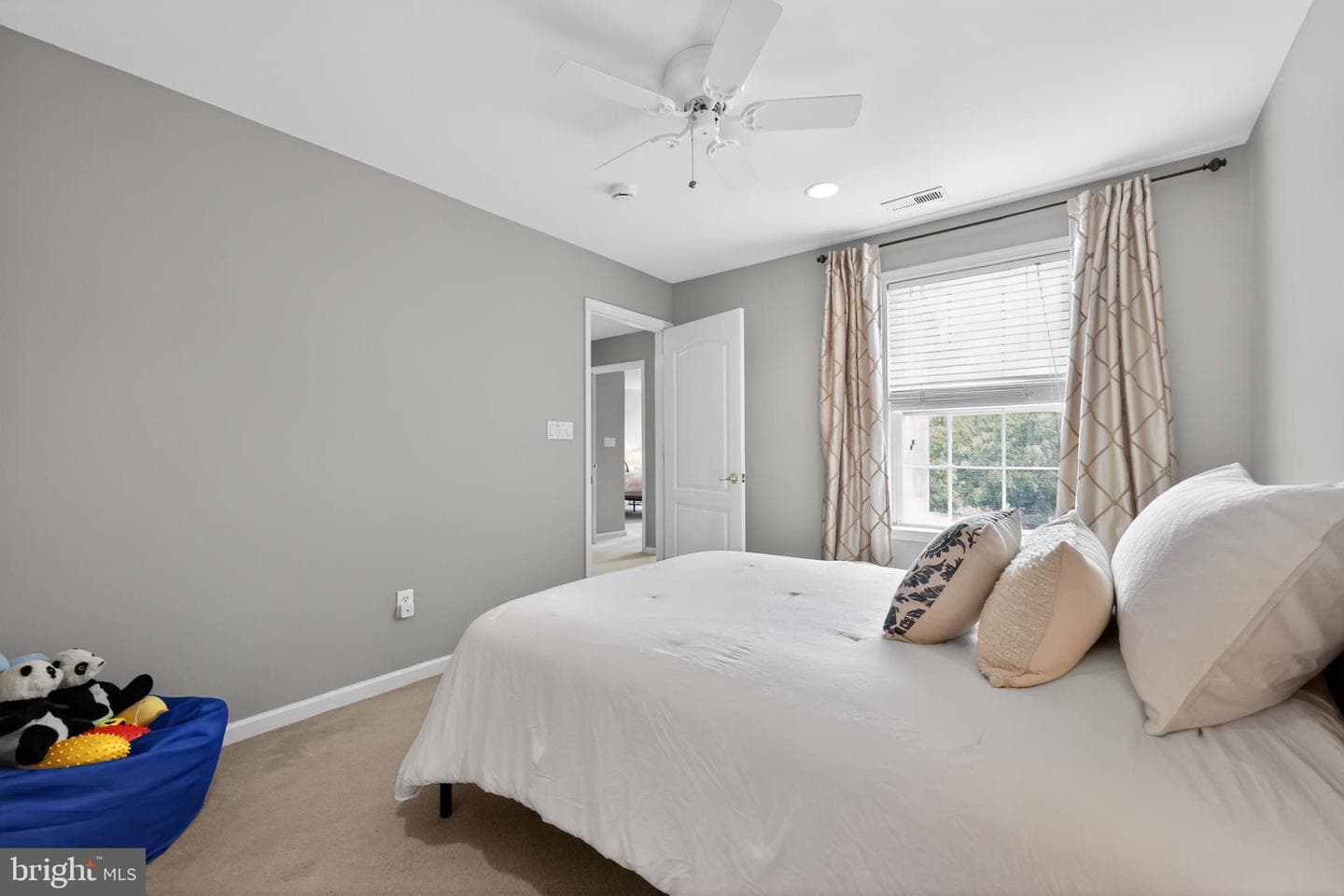 15 Newberry Court photo 27