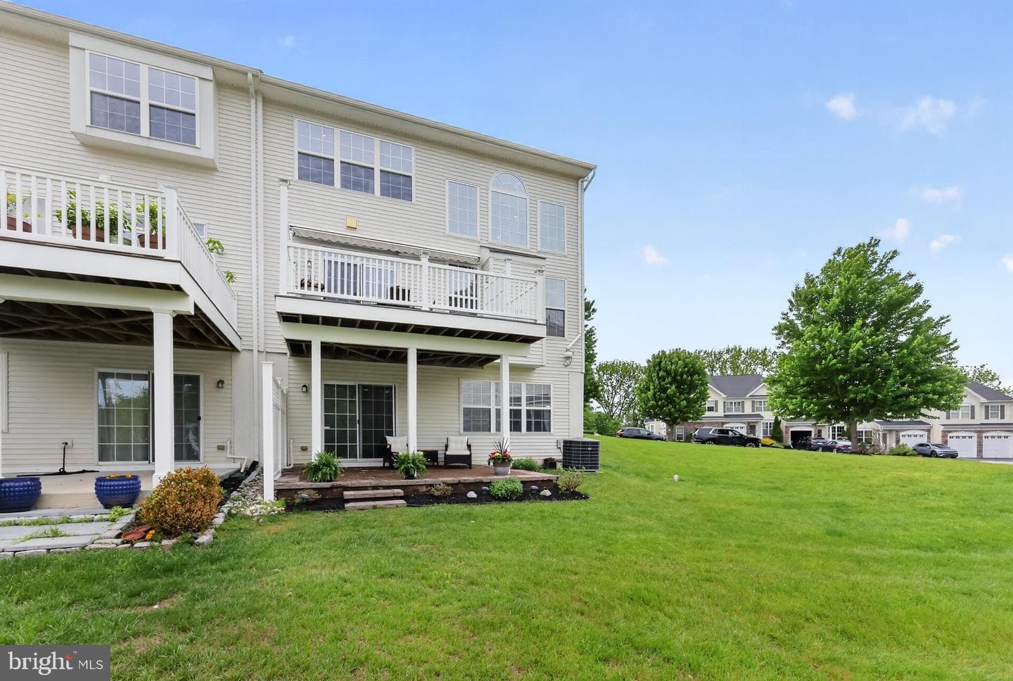 15 Newberry Court photo 35