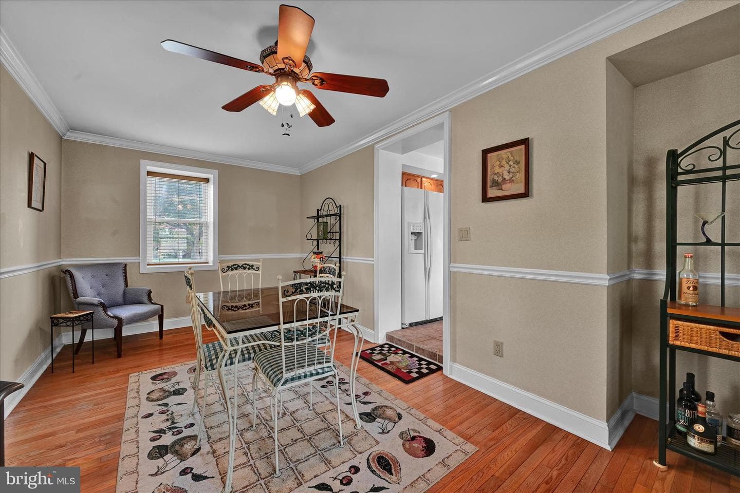 526 Argyle Road photo 18