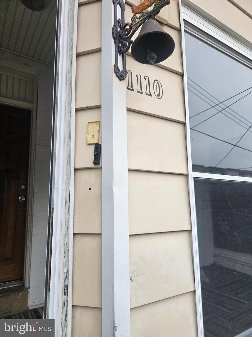 1110 E 11th Street, Crum Lynne