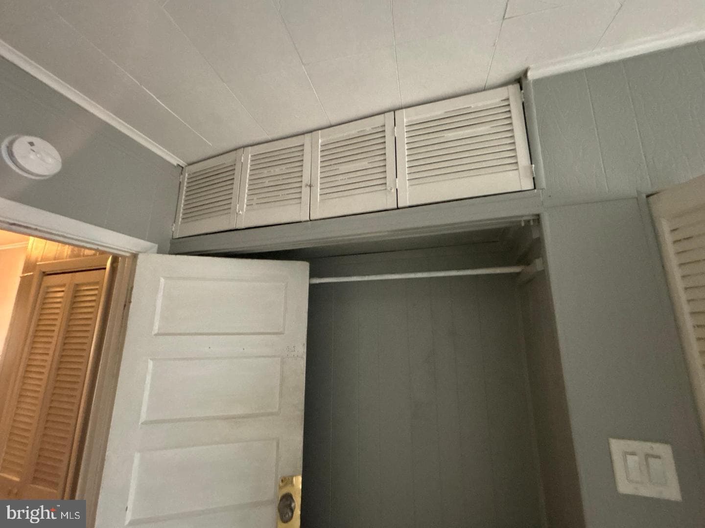 1115 E 11th Street photo 24