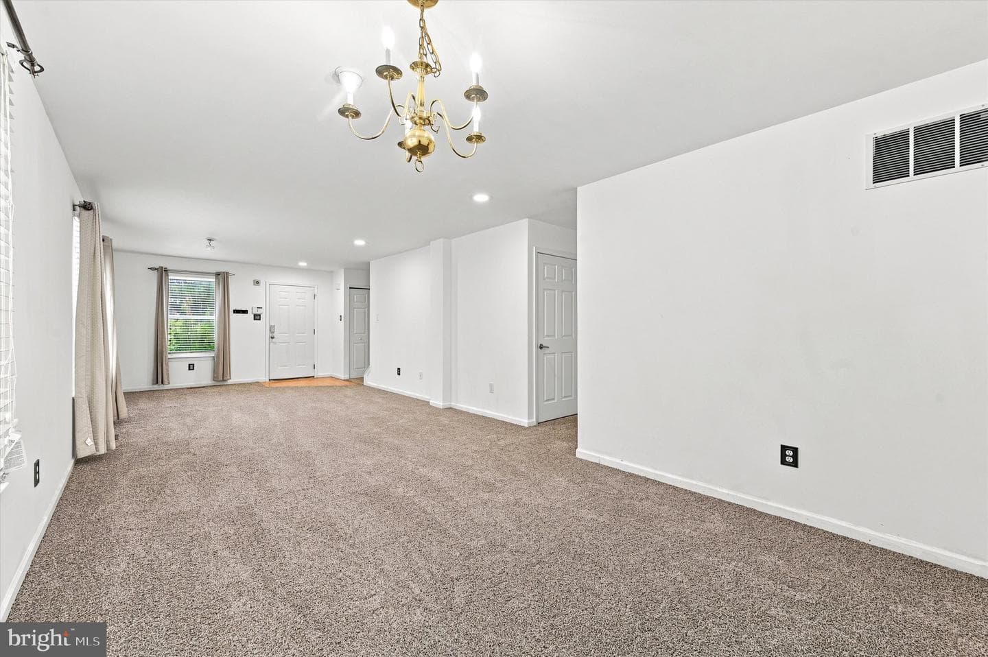 924 Madison Street photo 12