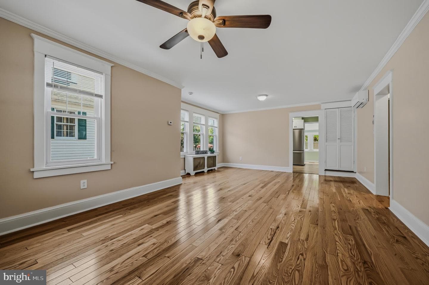 2032 Naamans Creek Road photo 5