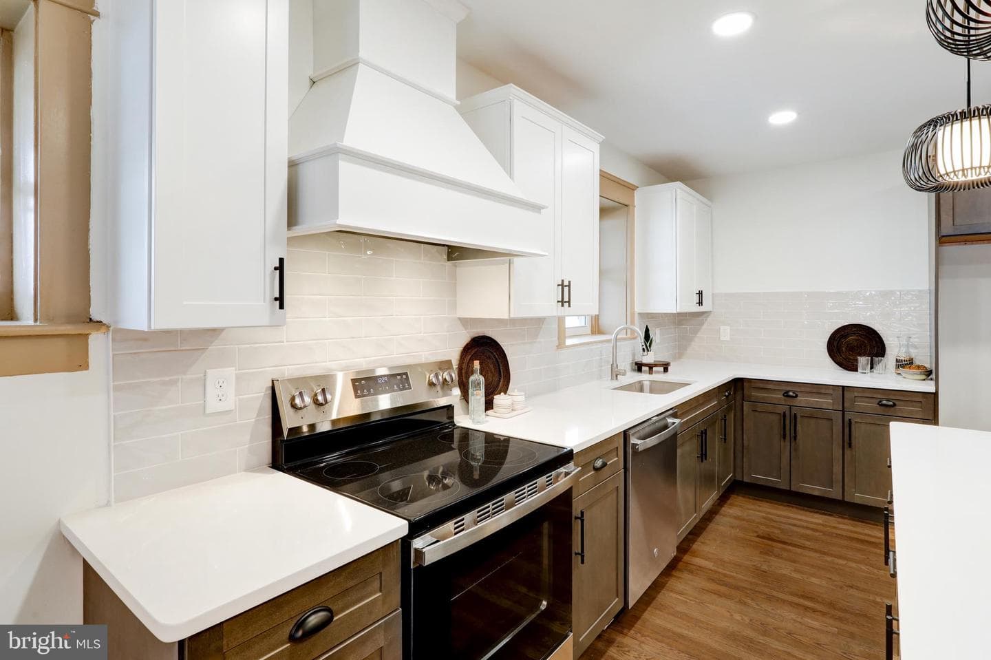 725 Turner Avenue photo 10
