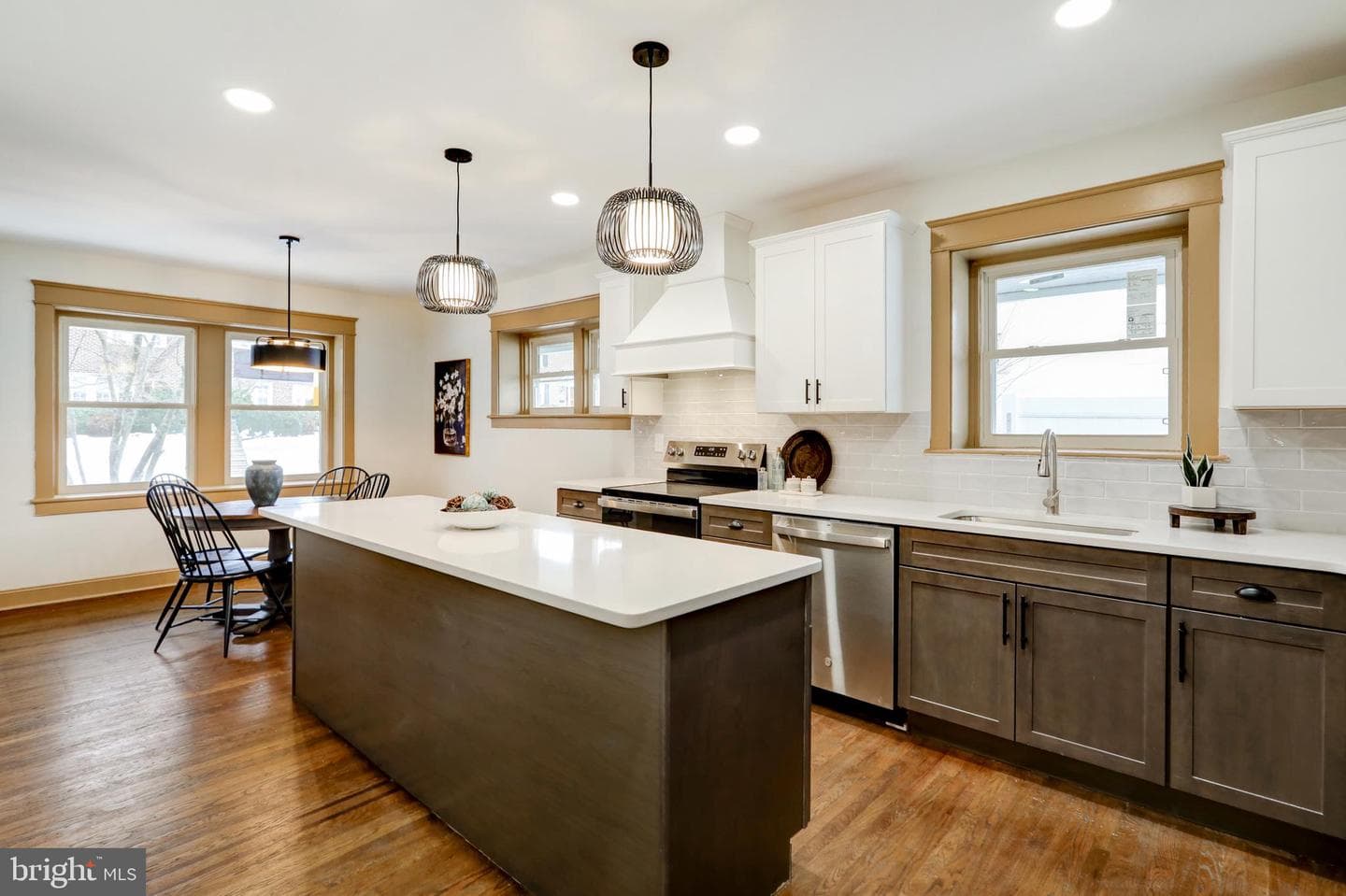 725 Turner Avenue photo 11
