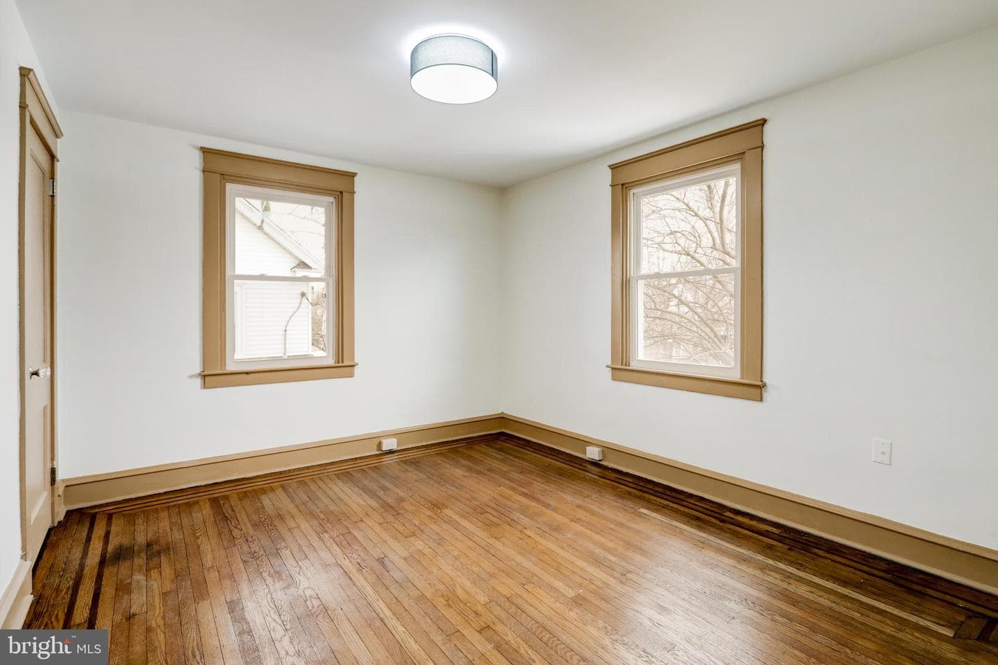 725 Turner Avenue photo 30