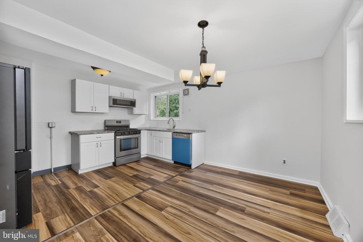 801 Taylor Drive photo 8