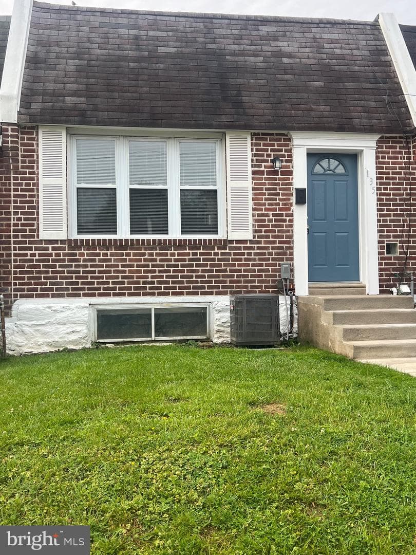 135 Ervin Avenue photo 39
