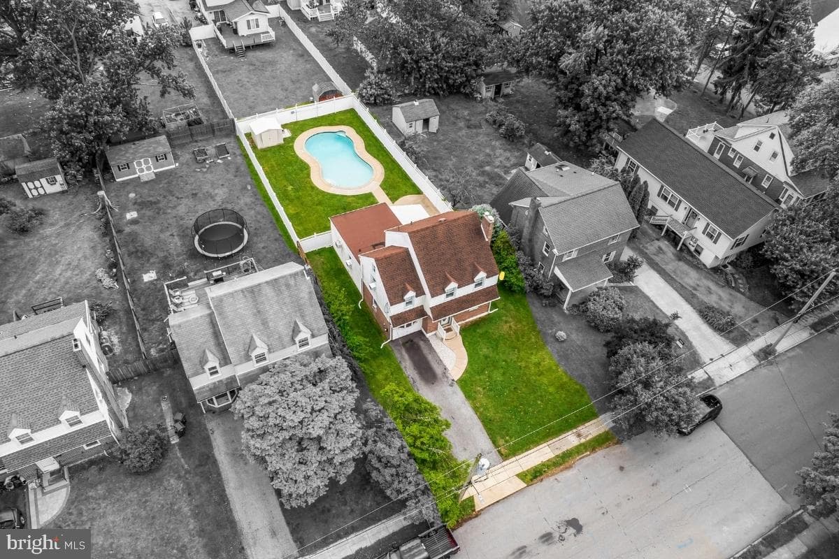 309 Hastings Avenue
