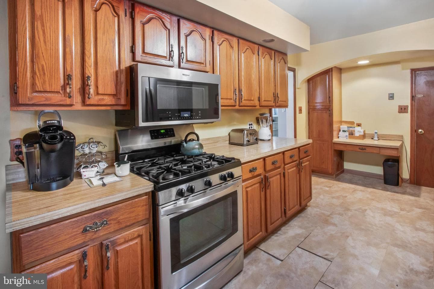 309 Hastings Avenue photo 11
