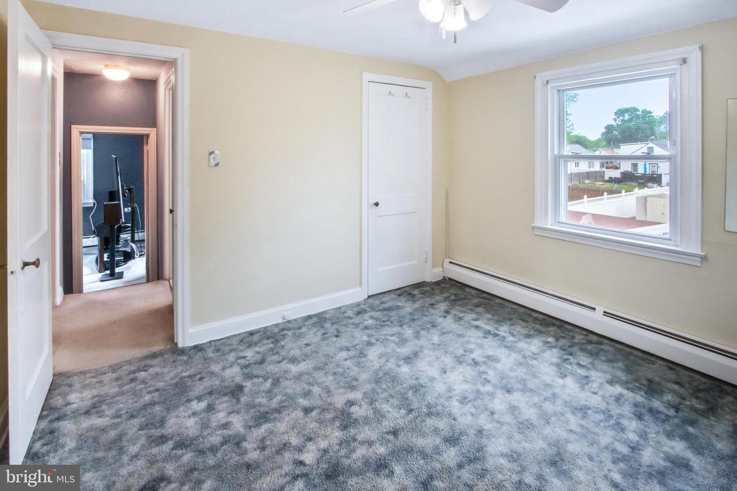 309 Hastings Avenue photo 25
