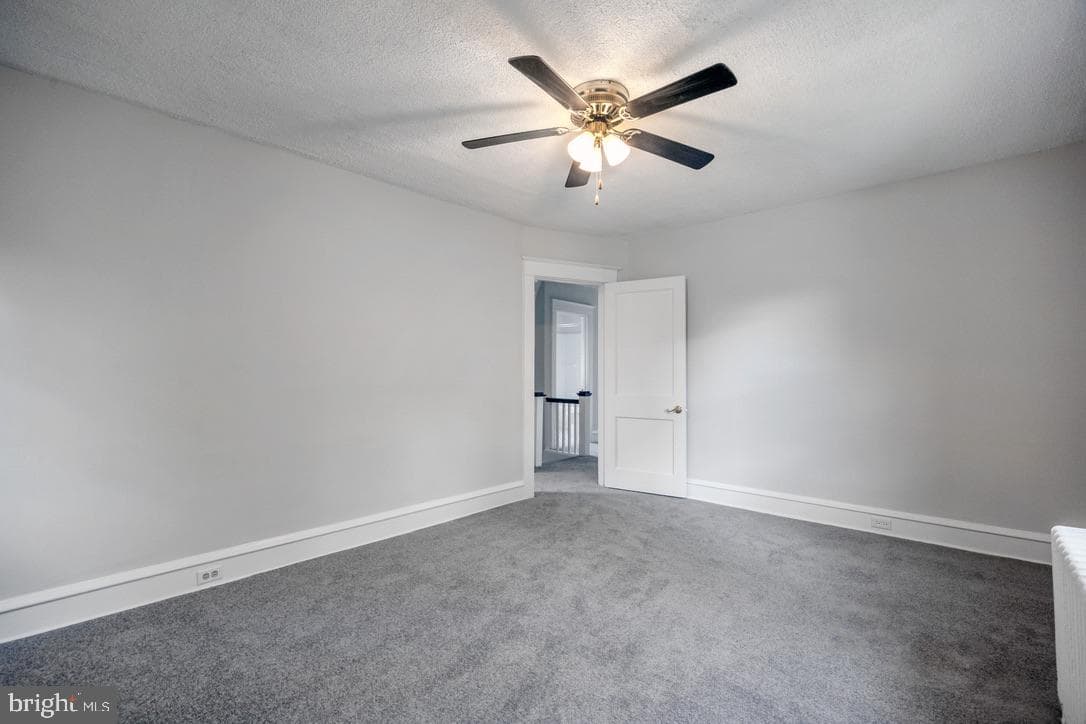 711 Harper Ave photo 31