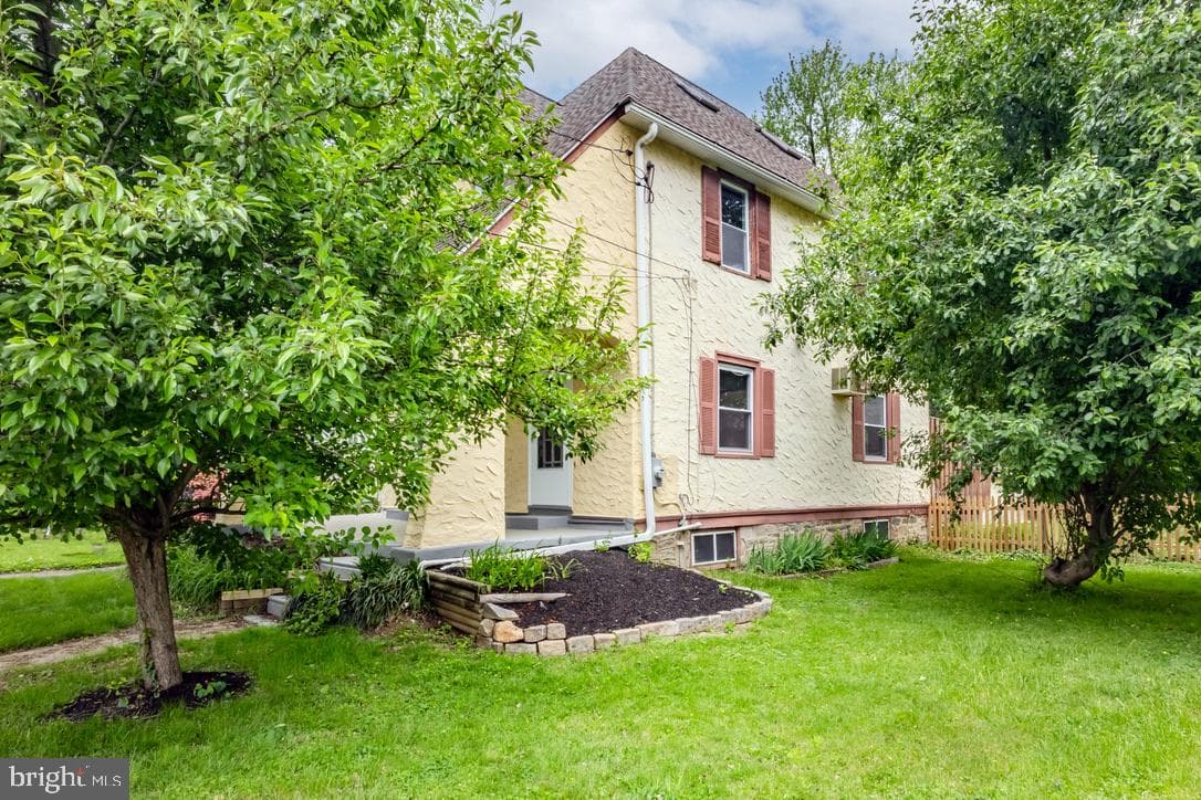 711 Harper Ave photo 8