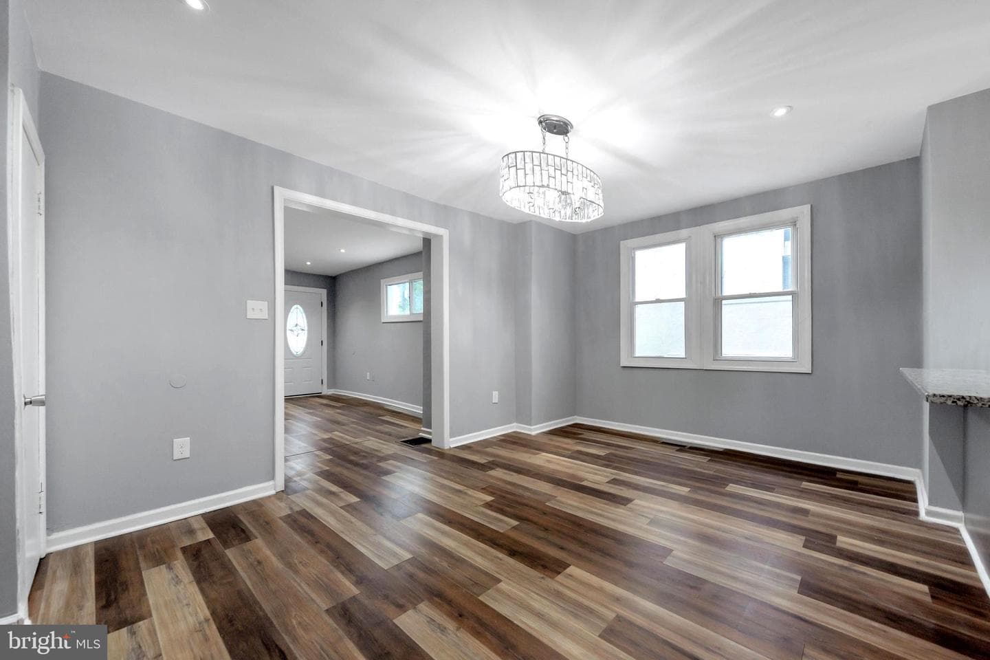 359 Lakeview Avenue photo 7