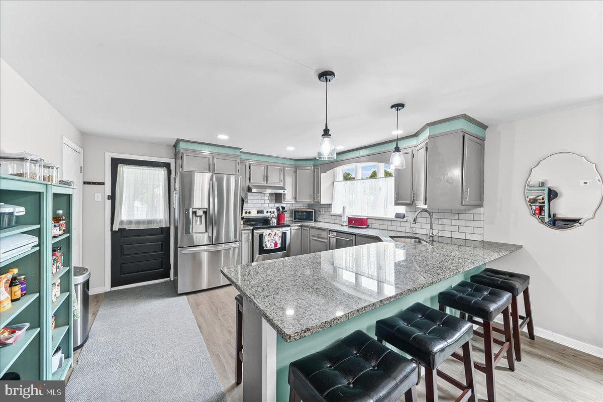 1842 Cherry Street photo 9