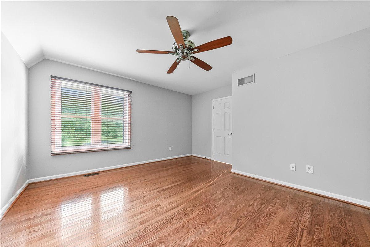 51 Ridings Way photo 49