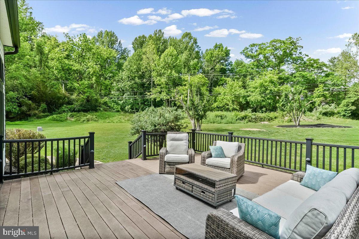 51 Ridings Way photo 7